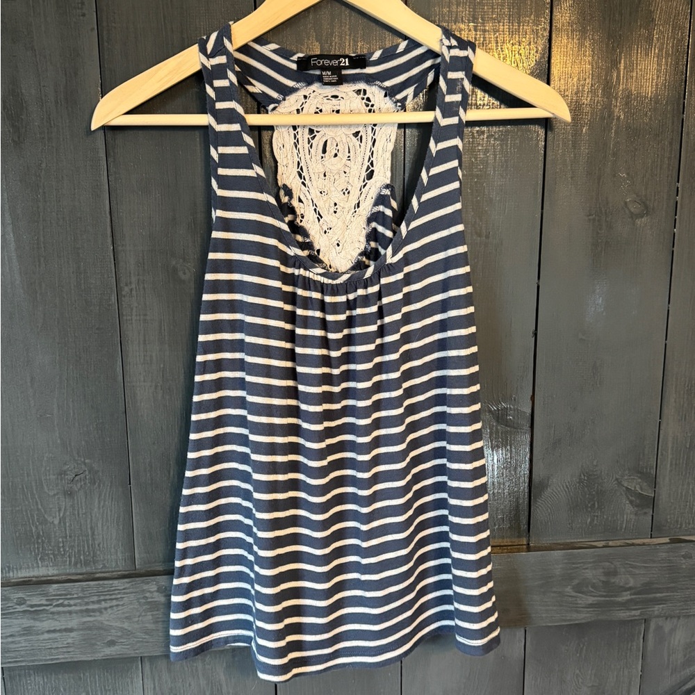 Vintage Forever 21 Blue and White Striped Cotton Tank Top Women’s Medium